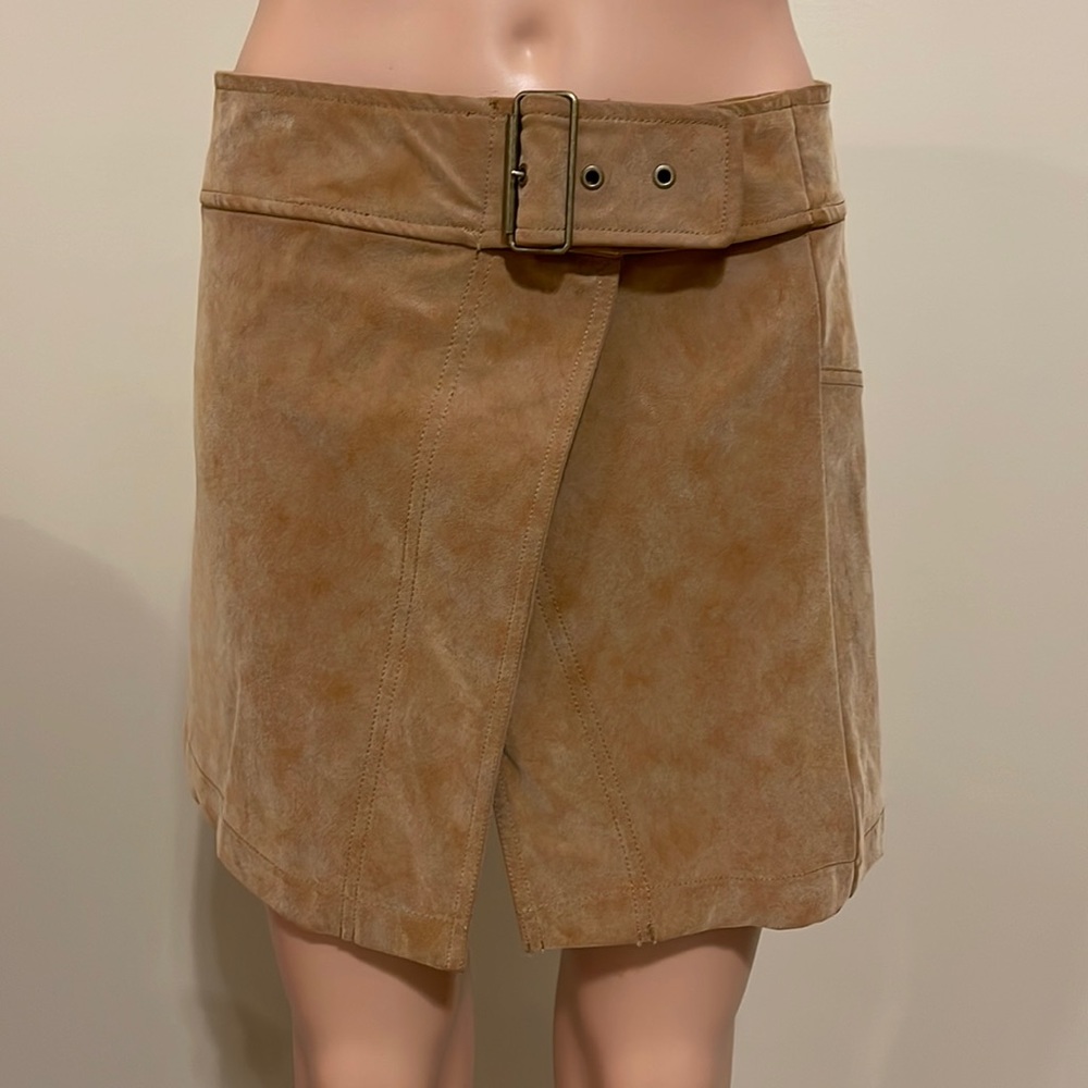 NWT Free People Leather skirt with belt size 6